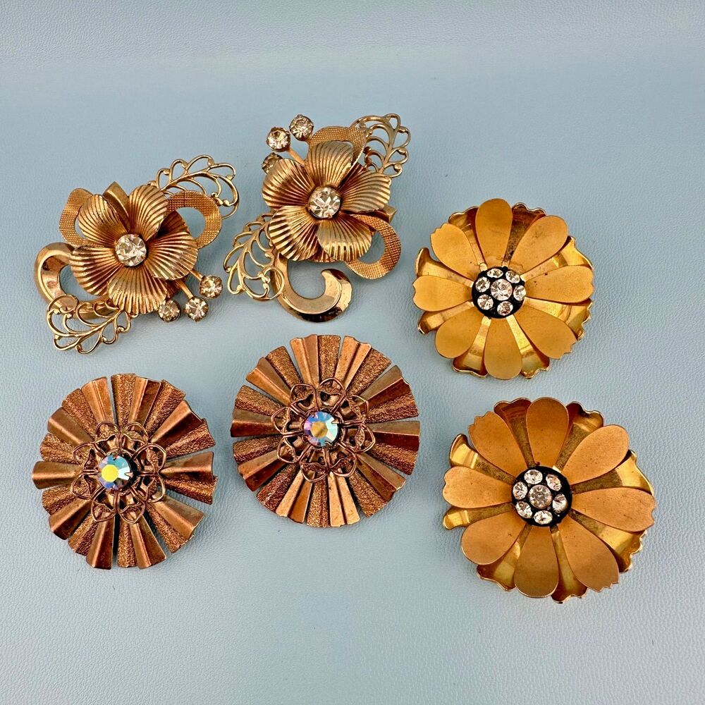 Vintage Rhinestone Flower Statement Earrings Lot Clip On Gold Tone Large Round